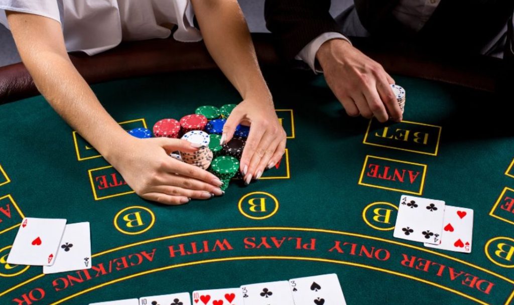 cách kiếm tiền từ baccarat